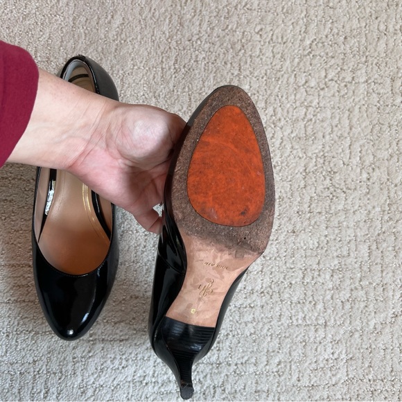 Beautiful patent Cole Han heels - Picture 10 of 10